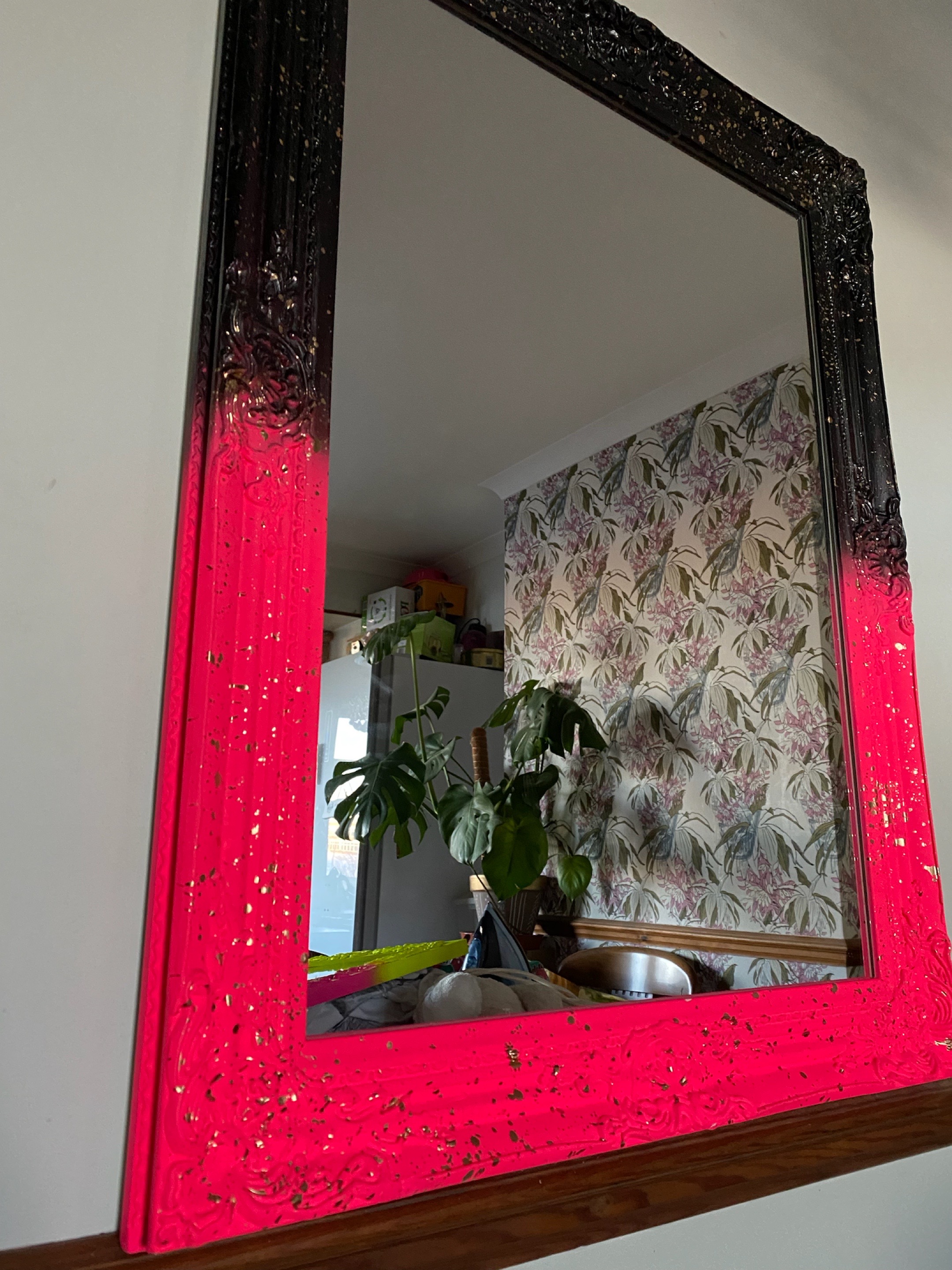 How To Upcycle a Mirror: Spray Painting a Mirror to Match Your New Decor